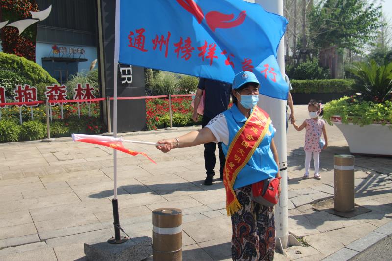 <strong>操老熟女骚逼</strong>